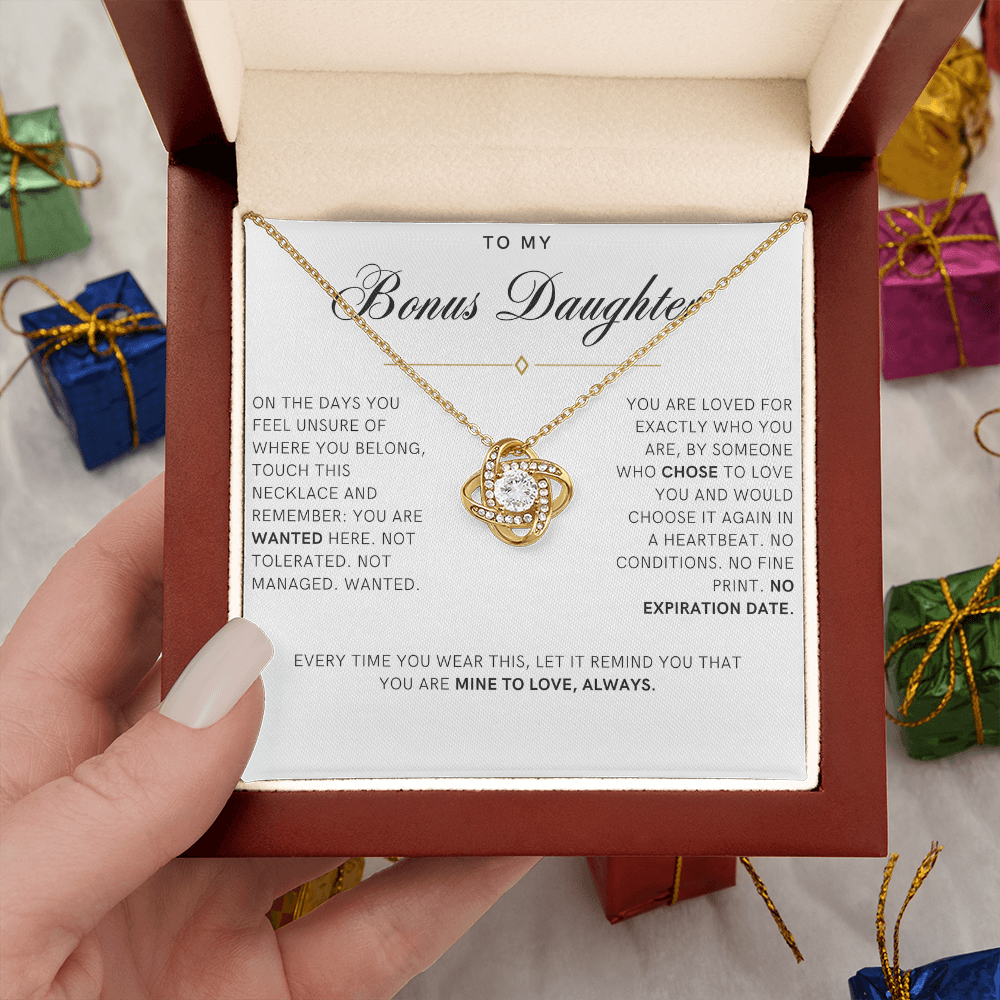 Bonus Daughter Love Knot Necklace, Wanted Message Card