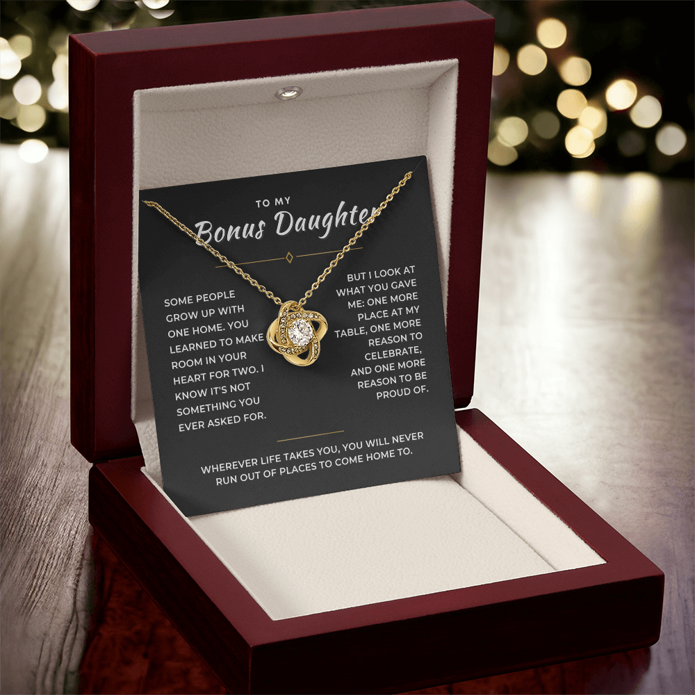 Bonus Daughter Love Knot Necklace, Two Homes Message Card