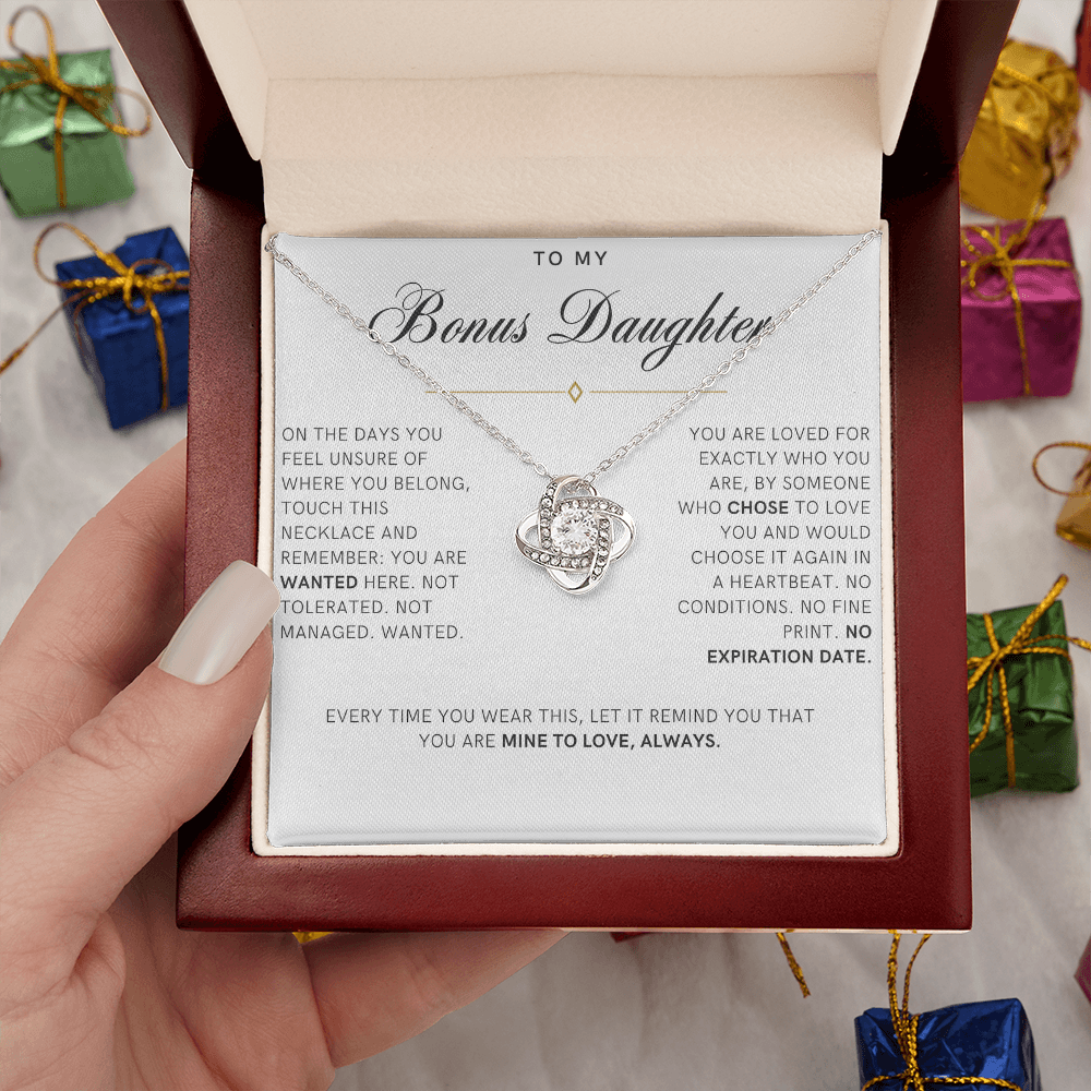 Bonus Daughter Love Knot Necklace, Wanted Message Card