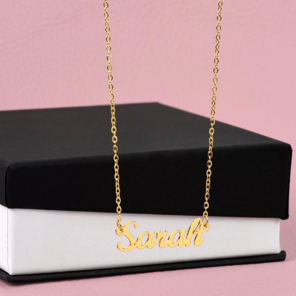 Girlfriend | Custom Name Necklace | Valentine's Day Gift - Pendant Republic
